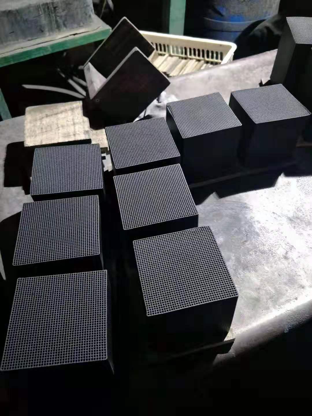 蜂窩活性炭生產廠家