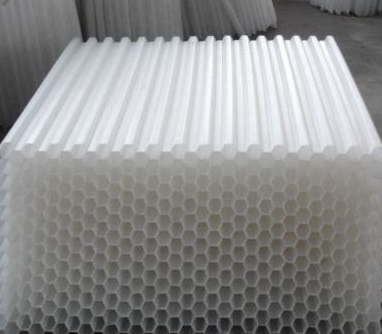 遼寧玻璃鋼<a href='http://m.1818xinwen.com/jstl/60.html' target='_blank'><u>蜂窩斜管填料生產廠家</u></a>